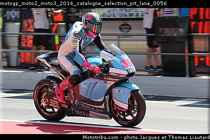 motogp_moto2_moto3_2016_catalogne_selection_pit_lane_0056.jpg