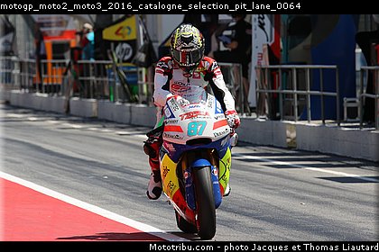 motogp_moto2_moto3_2016_catalogne_selection_pit_lane_0064.jpg