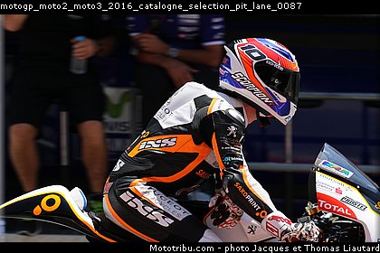 motogp_moto2_moto3_2016_catalogne_selection_pit_lane_0087.jpg