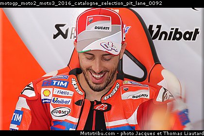 motogp_moto2_moto3_2016_catalogne_selection_pit_lane_0092.jpg