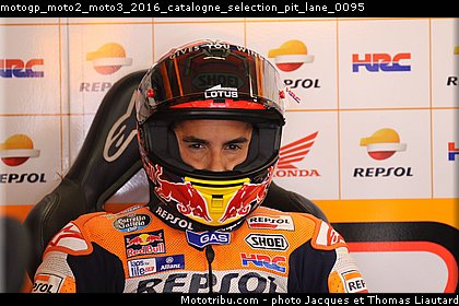 motogp_moto2_moto3_2016_catalogne_selection_pit_lane_0095.jpg