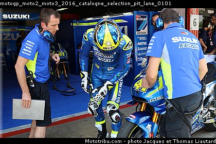 motogp_moto2_moto3_2016_catalogne_selection_pit_lane_0101.jpg
