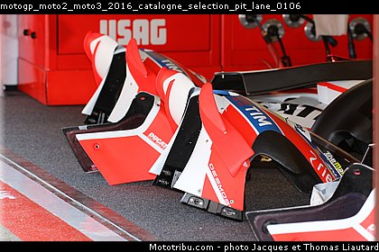 motogp_moto2_moto3_2016_catalogne_selection_pit_lane_0106.jpg