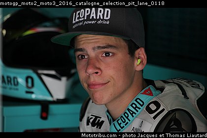 motogp_moto2_moto3_2016_catalogne_selection_pit_lane_0118.jpg