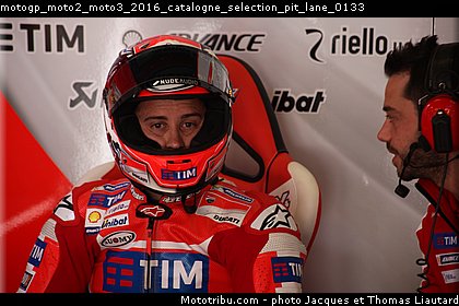 motogp_moto2_moto3_2016_catalogne_selection_pit_lane_0133.jpg