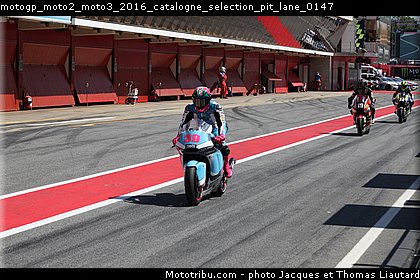 motogp_moto2_moto3_2016_catalogne_selection_pit_lane_0147.jpg