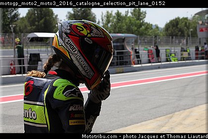 motogp_moto2_moto3_2016_catalogne_selection_pit_lane_0152.jpg