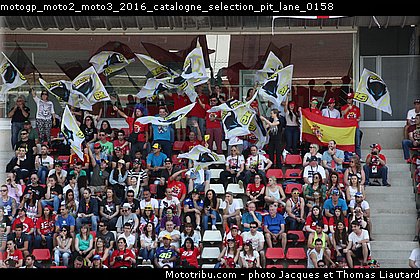 motogp_moto2_moto3_2016_catalogne_selection_pit_lane_0158.jpg
