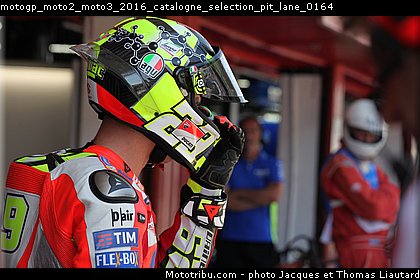motogp_moto2_moto3_2016_catalogne_selection_pit_lane_0164.jpg