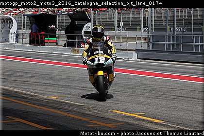 motogp_moto2_moto3_2016_catalogne_selection_pit_lane_0174.jpg