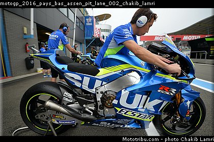 motogp_2016_pays_bas_assen_pit_lane_002_chakib_lamri.jpg