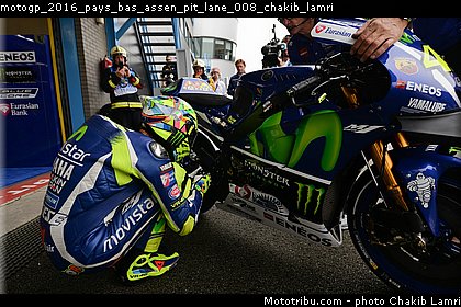 motogp_2016_pays_bas_assen_pit_lane_008_chakib_lamri.jpg