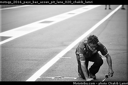 motogp_2016_pays_bas_assen_pit_lane_020_chakib_lamri.jpg