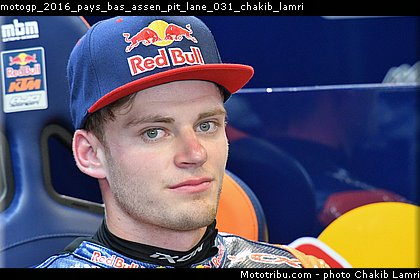 motogp_2016_pays_bas_assen_pit_lane_031_chakib_lamri.jpg