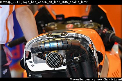 motogp_2016_pays_bas_assen_pit_lane_035_chakib_lamri.jpg