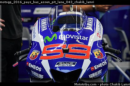 motogp_2016_pays_bas_assen_pit_lane_043_chakib_lamri.jpg