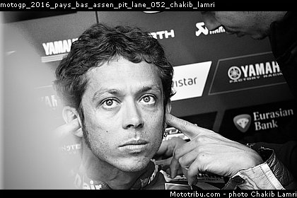 motogp_2016_pays_bas_assen_pit_lane_052_chakib_lamri.jpg