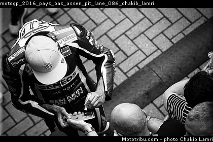 motogp_2016_pays_bas_assen_pit_lane_086_chakib_lamri.jpg
