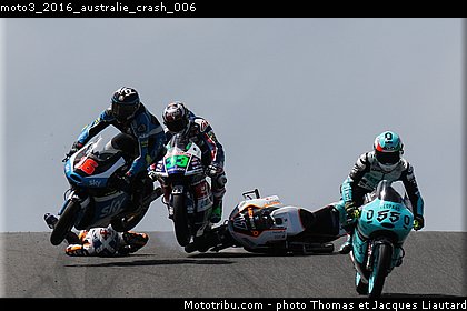 moto3_2016_australie_crash_006.jpg
