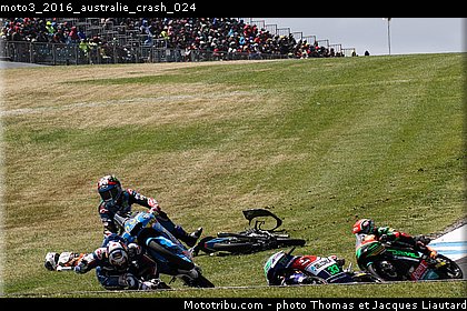 moto3_2016_australie_crash_024.jpg