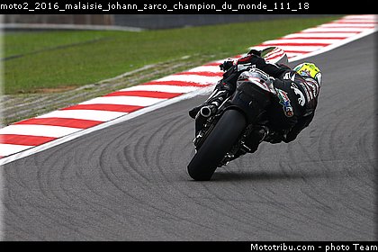 moto2_2016_malaisie_johann_zarco_champion_du_monde_111_18.jpg