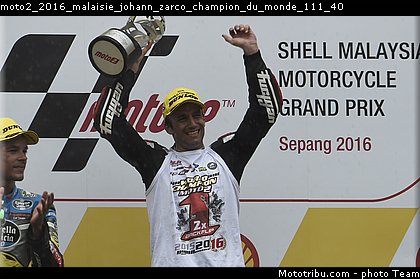 moto2_2016_malaisie_johann_zarco_champion_du_monde_111_40.jpg