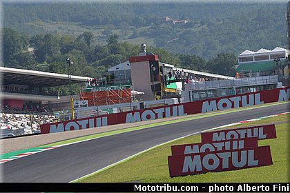 0071 motogp 2019 italie mugello fini.JPG