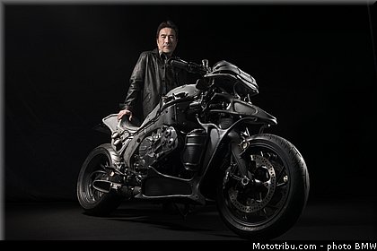 hot_dock_custom_004_bmw_2015_k_1600_gtl_concept.jpg