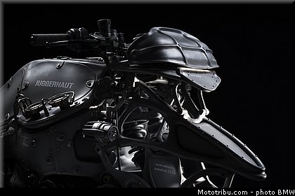 hot_dock_custom_006_bmw_2015_k_1600_gtl_concept.jpg