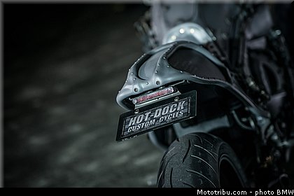 hot_dock_custom_018_bmw_2015_k_1600_gtl_concept.jpg