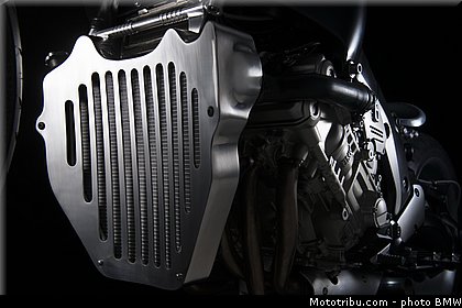 ken_factory_009_bmw_2015_k_1600_gtl_concept.jpg
