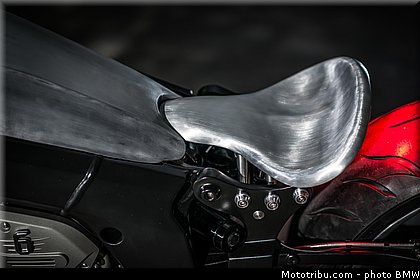ken_factory_020_bmw_2015_k_1600_gtl_concept.jpg