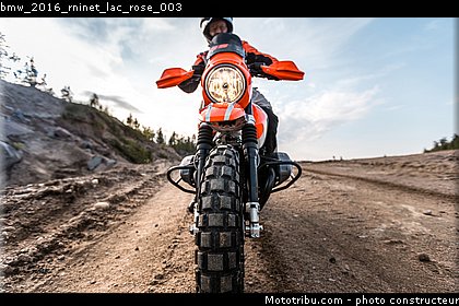 bmw_2016_rninet_lac_rose_003.jpg