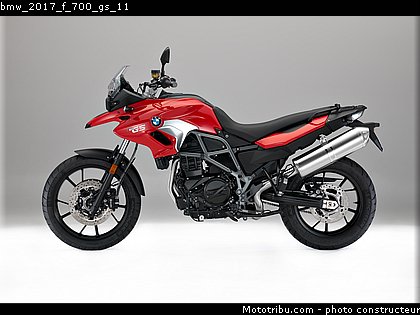 bmw_2017_f_700_gs_11.jpg