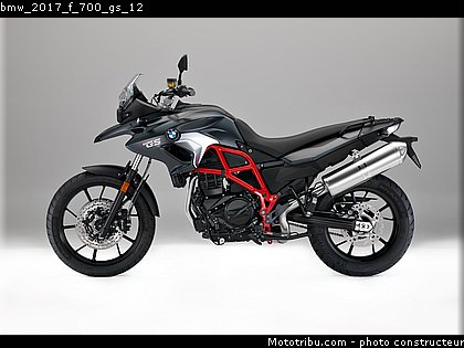bmw_2017_f_700_gs_12.jpg
