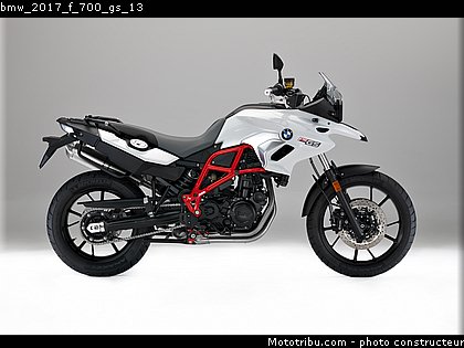bmw_2017_f_700_gs_13.jpg