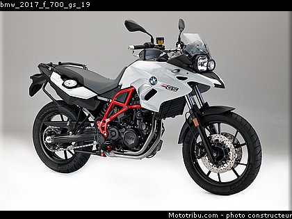 bmw_2017_f_700_gs_19.jpg
