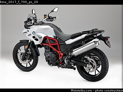 bmw_2017_f_700_gs_20.jpg