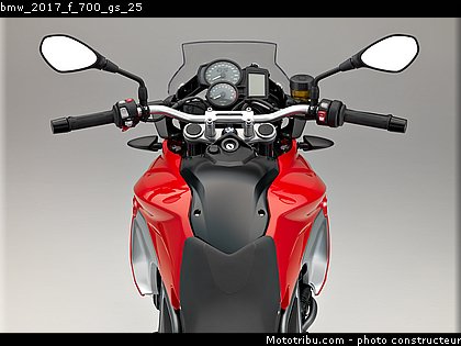 bmw_2017_f_700_gs_25.jpg