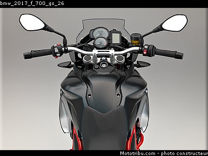 bmw_2017_f_700_gs_26.jpg