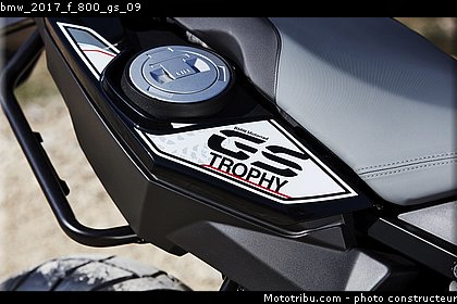 bmw_2017_f_800_gs_09.jpg