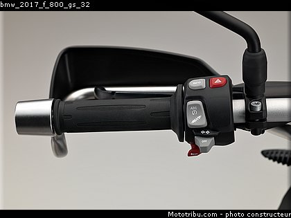 bmw_2017_f_800_gs_32.jpg