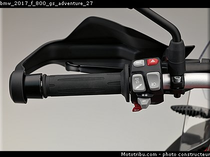 bmw_2017_f_800_gs_adventure_27.jpg