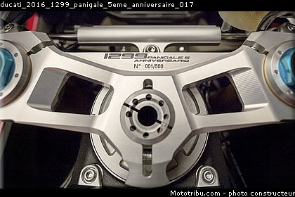 ducati_2016_1299_panigale_5eme_anniversaire_017.jpg