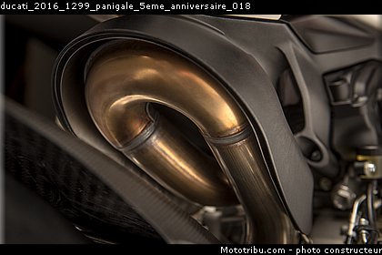 ducati_2016_1299_panigale_5eme_anniversaire_018.jpg
