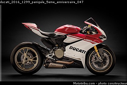 ducati_2016_1299_panigale_5eme_anniversaire_047.jpg