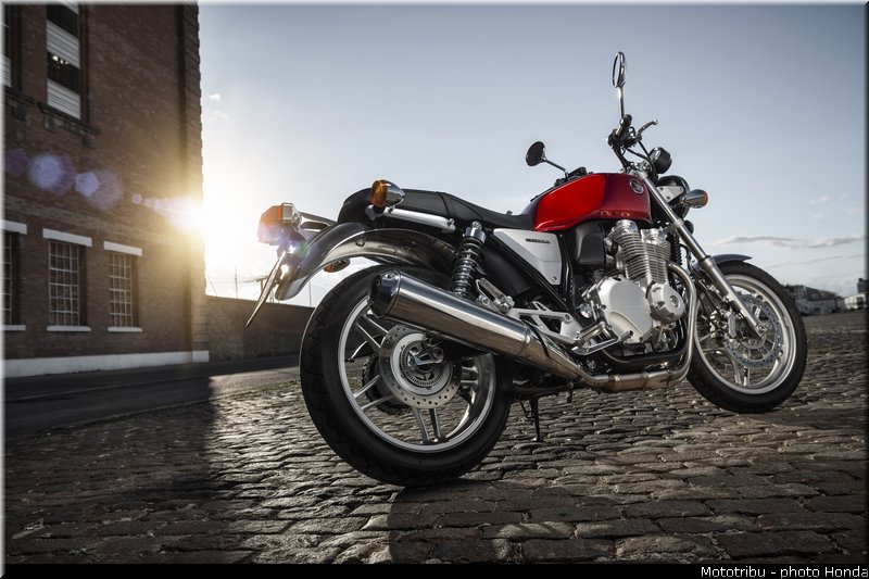 honda_2014_cb1100_007