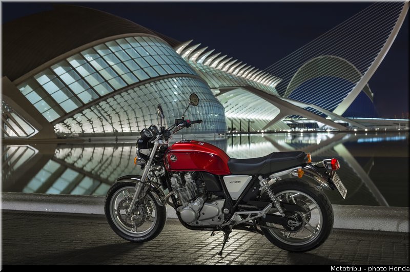 honda_2014_cb1100_012