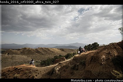 honda_2016_crf1000l_africa_twin_027.jpg