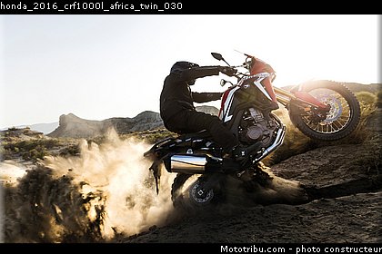 honda_2016_crf1000l_africa_twin_030.jpg